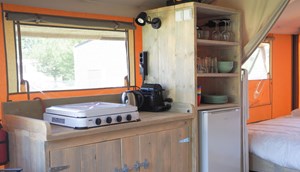 Budget Glamping Safaritent, keuken