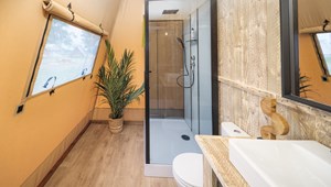 Nature Lodge; safaritent met eigen sanitair